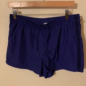 Athleta Women's Size 6 Nylon Expedition Athletic Shorts Running Gym Training
